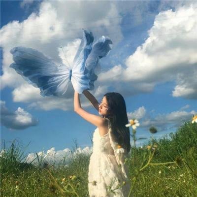 脱口秀演员被曝假唱穿帮，整整一周直播镜头前画面流出